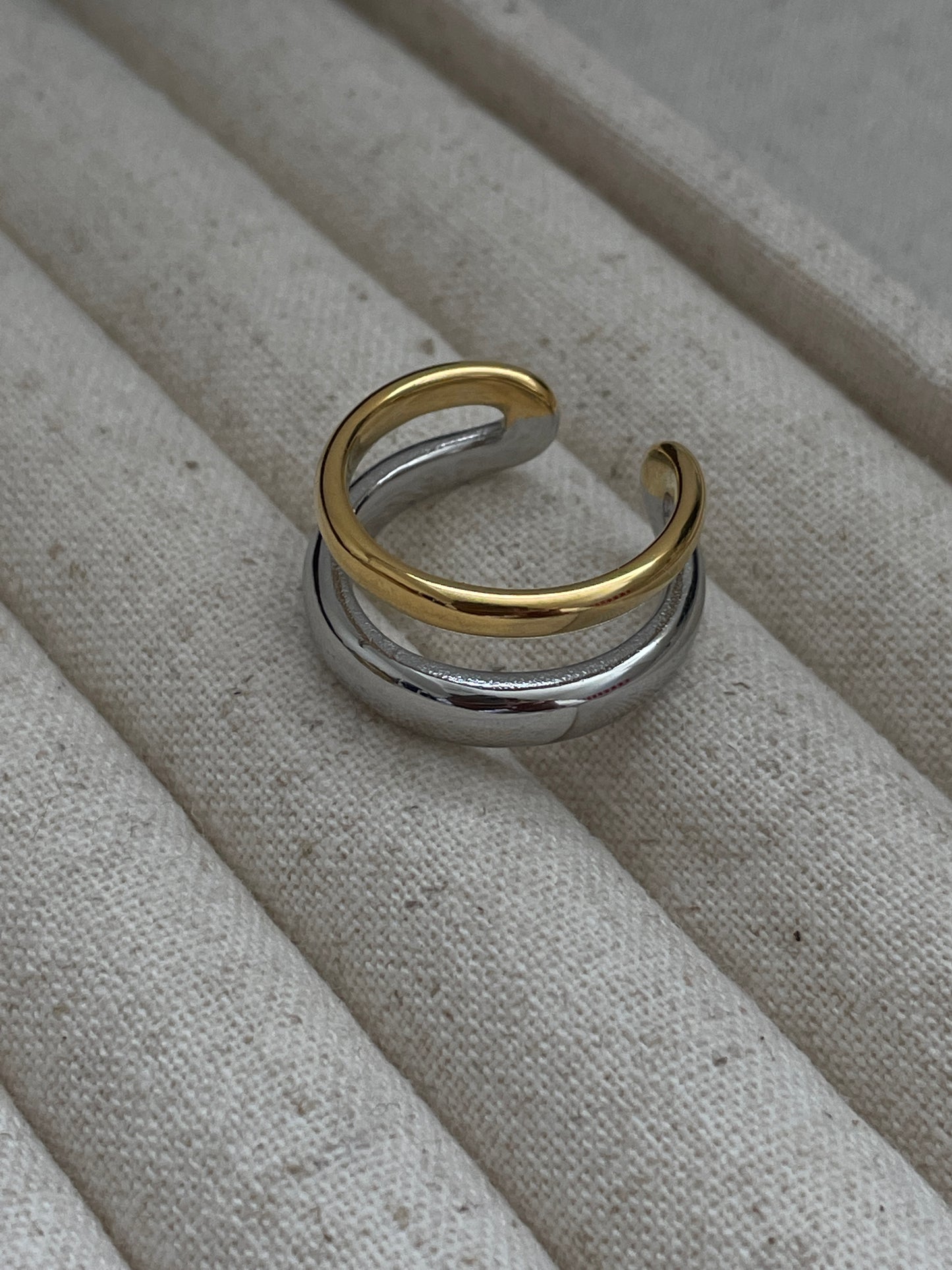 The True Ring