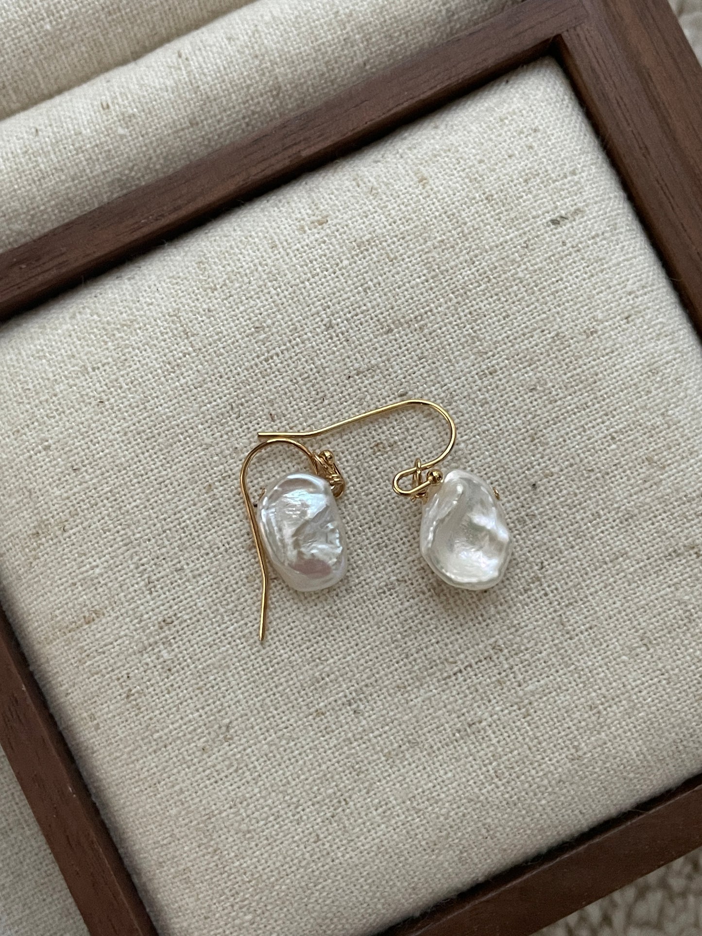 The Baroque Leaf Pearl Earrings