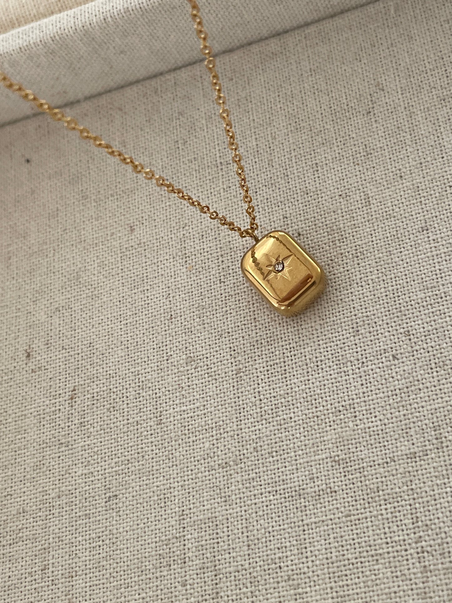 The Hexagram Necklace(Sold Out)