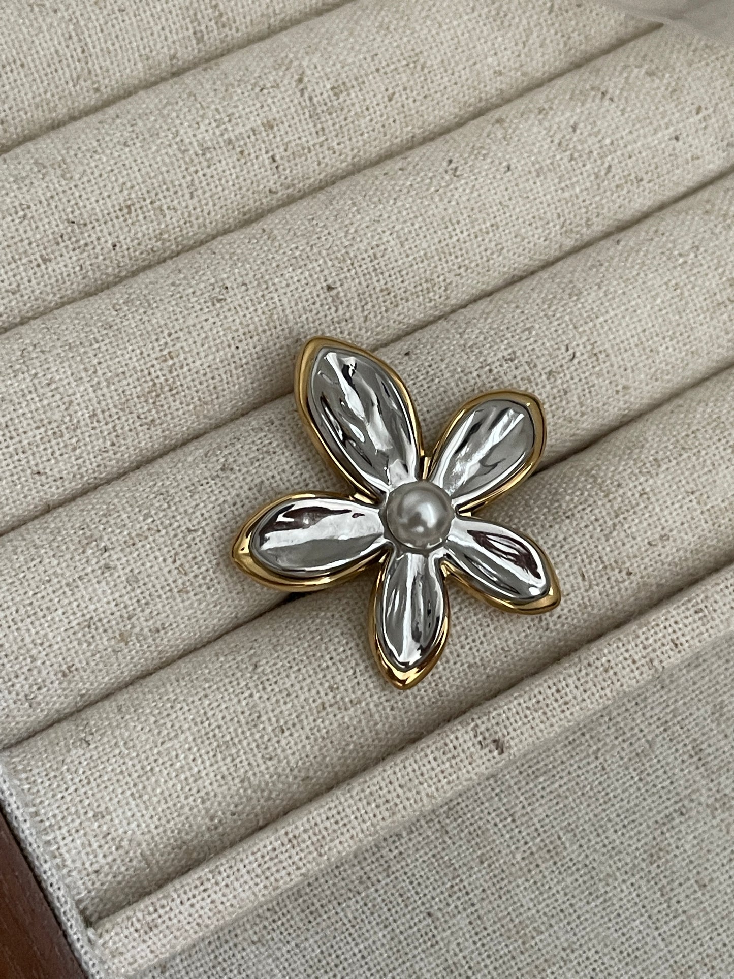 The Graces Ring Set