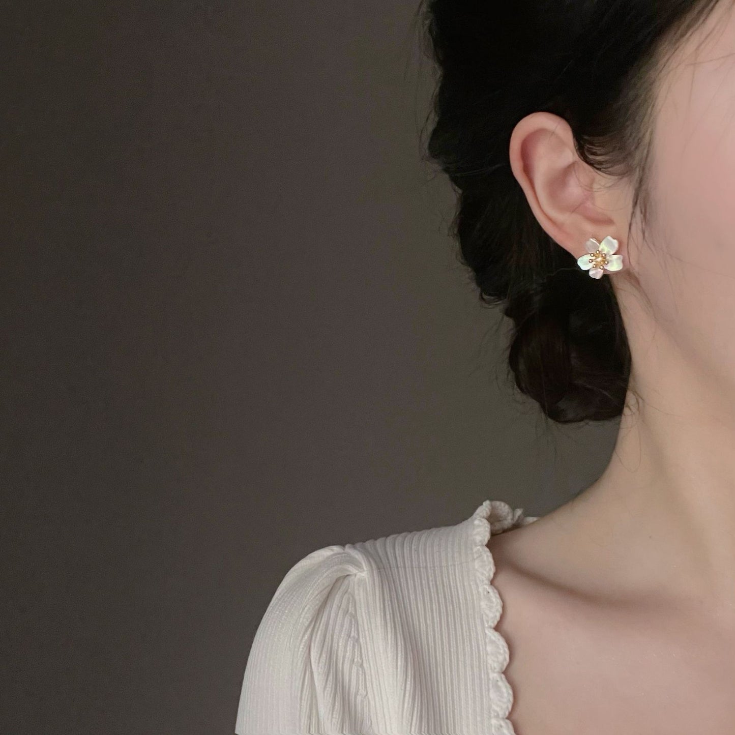 The Stardust Petals Ear Clip(Sold Out)