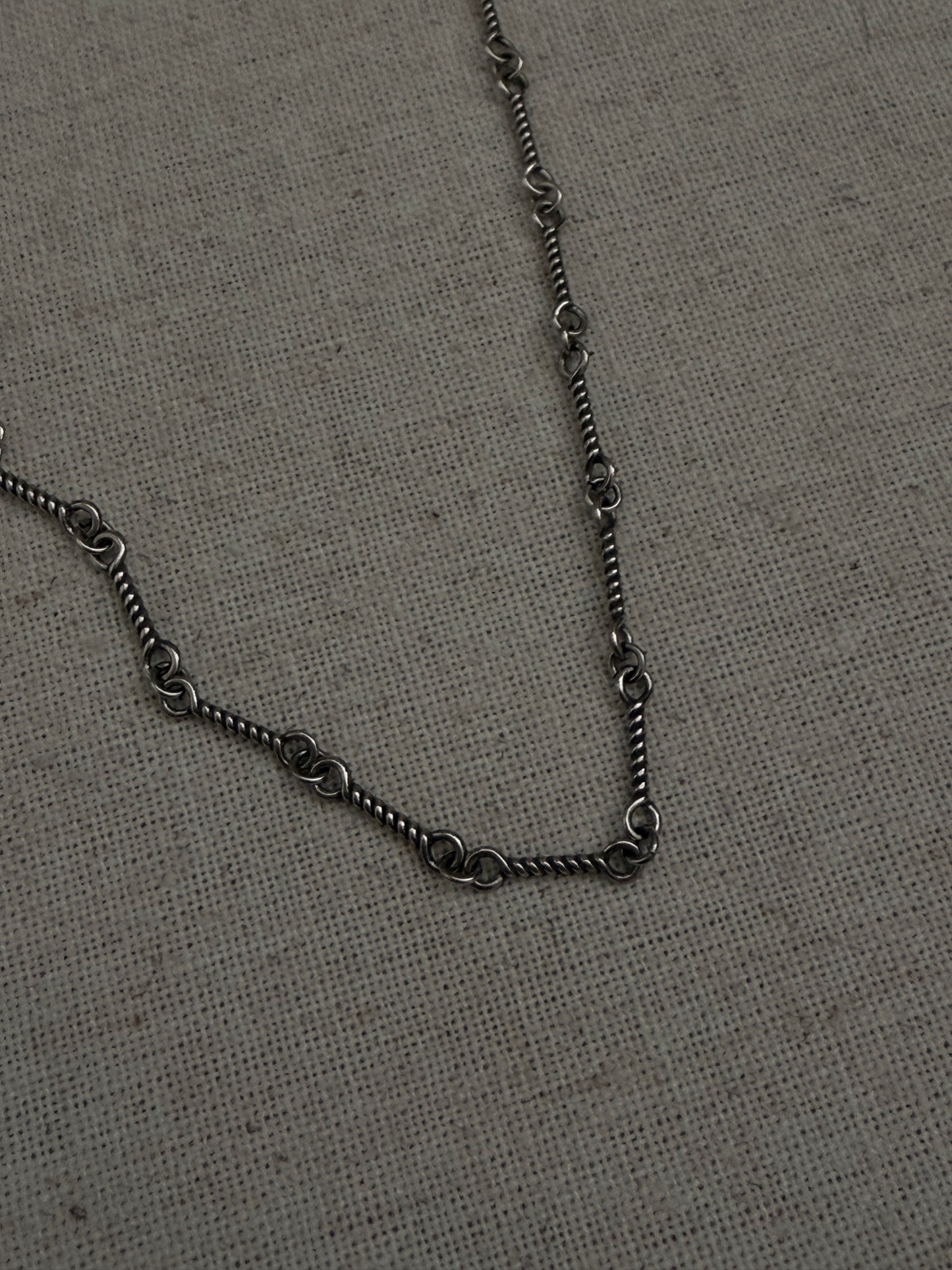 The Pure Noir Necklace