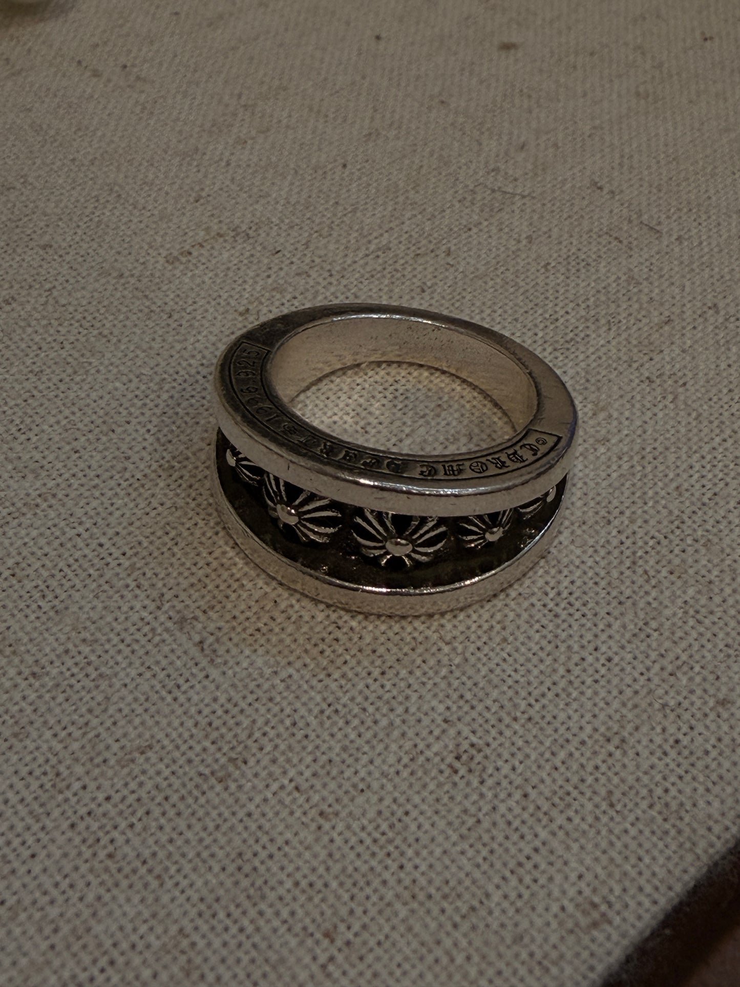 The Fleur Motion Ring