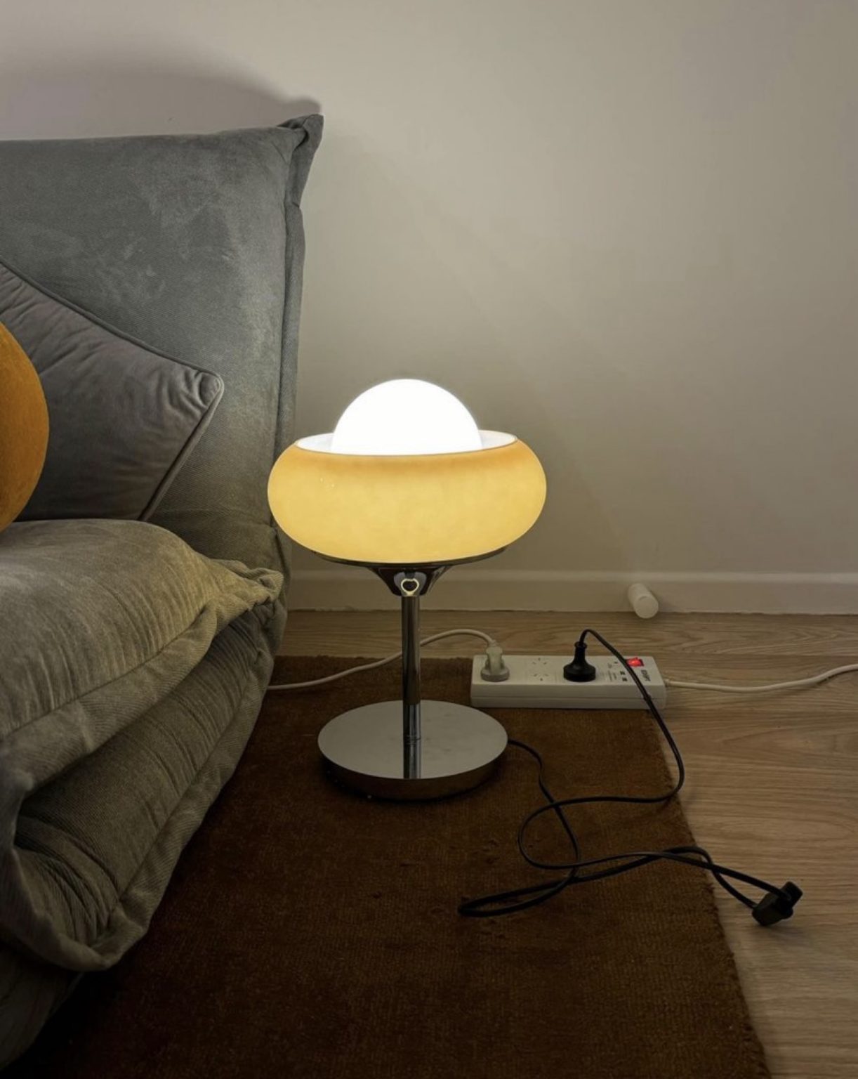 Egg Tart Table Lamp
