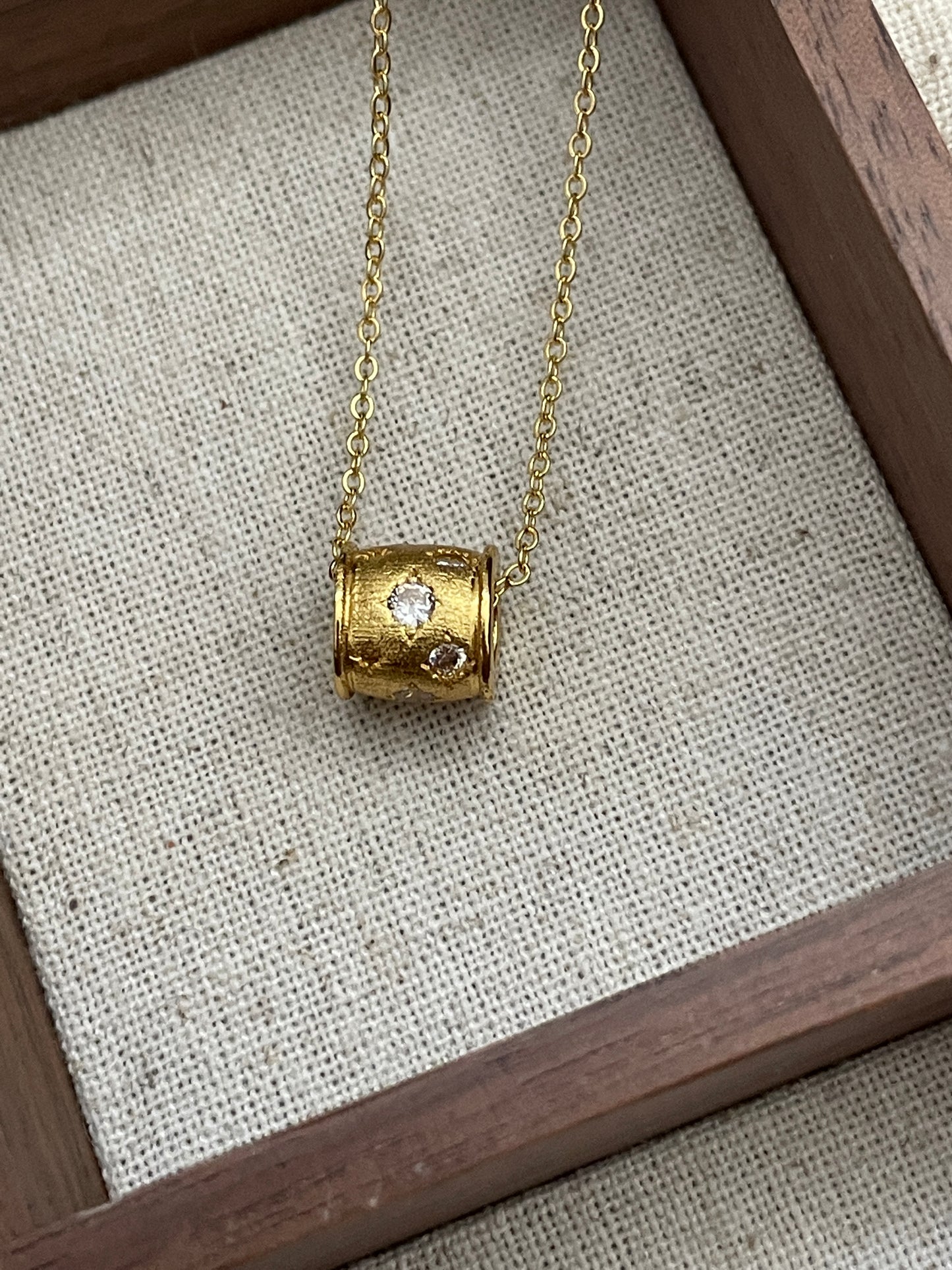 The Hexagram Shine Necklace