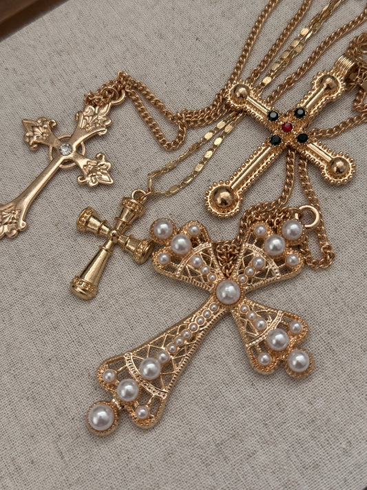 The Queen of Cross Necklace Set