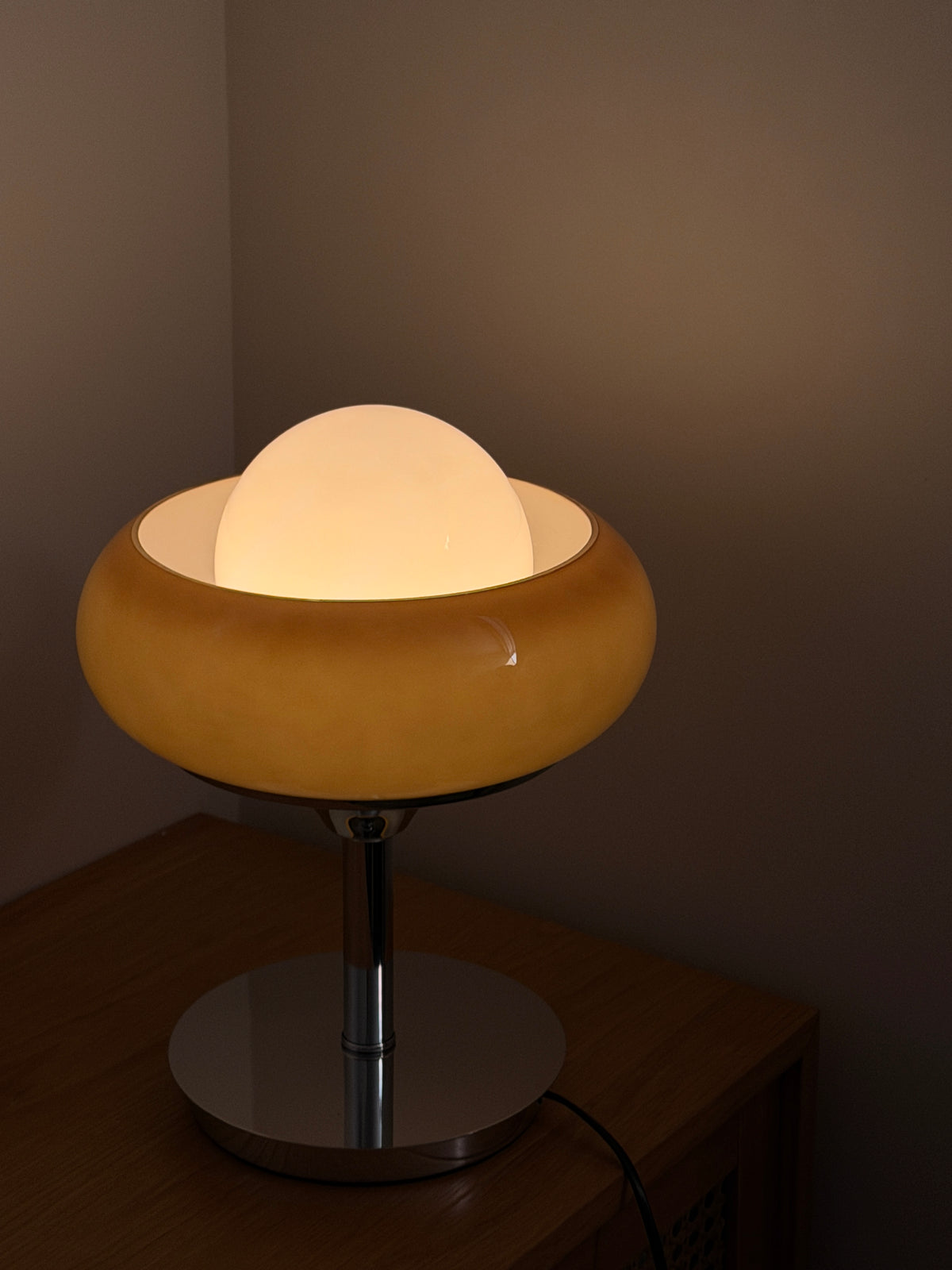 The Egg Tart Table Lamp(Sold Out)