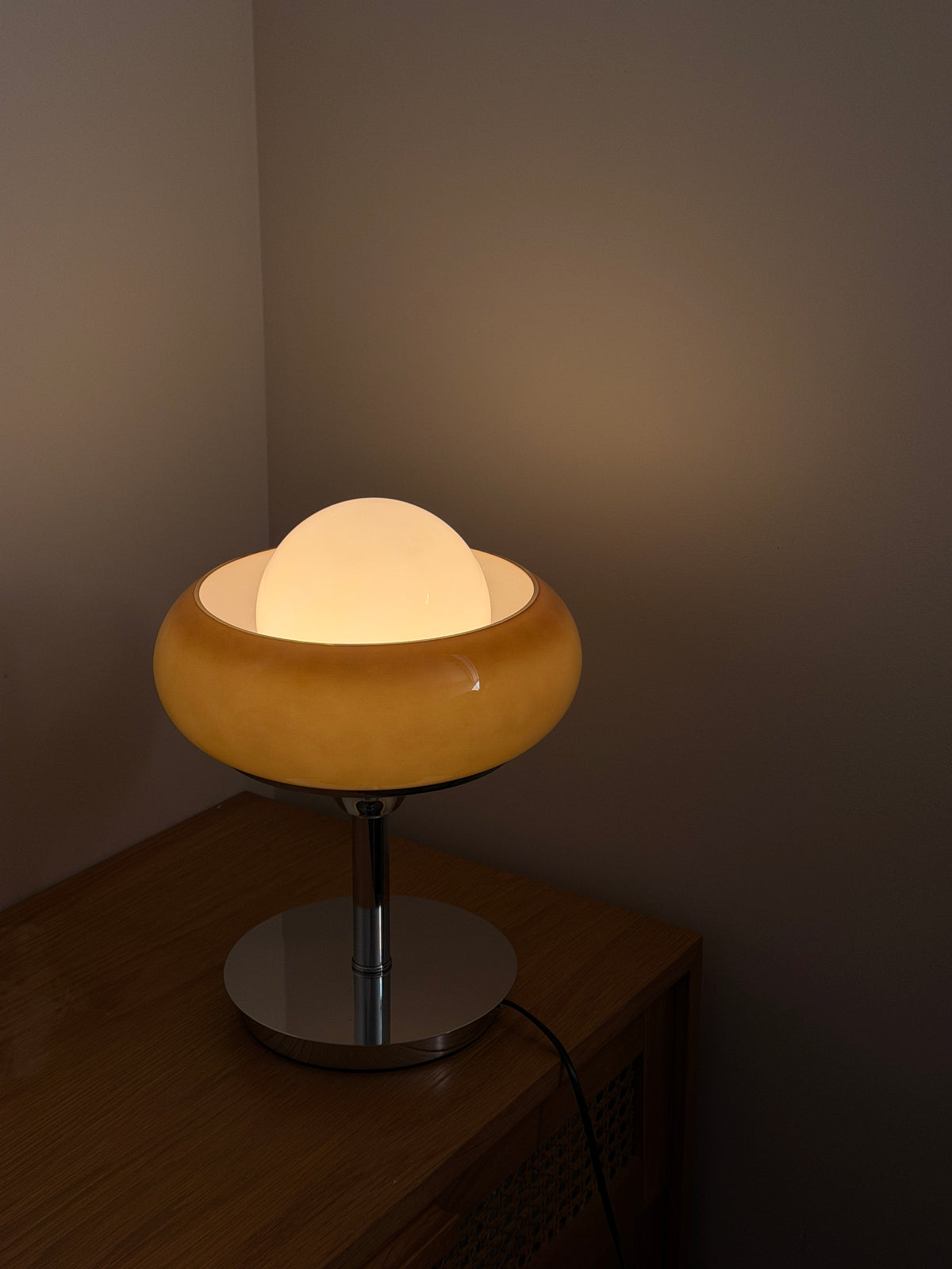 The Egg Tart Table Lamp(Sold Out)