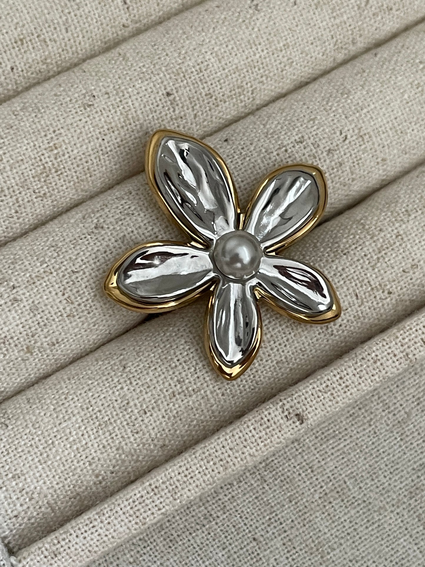 The Graces Ring Set