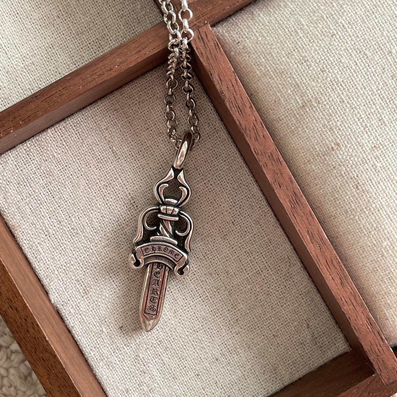 The Veil of Blade Necklace(Sold Out)