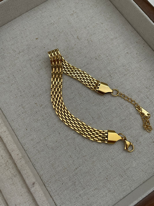 The Classic Cuba Bracelet