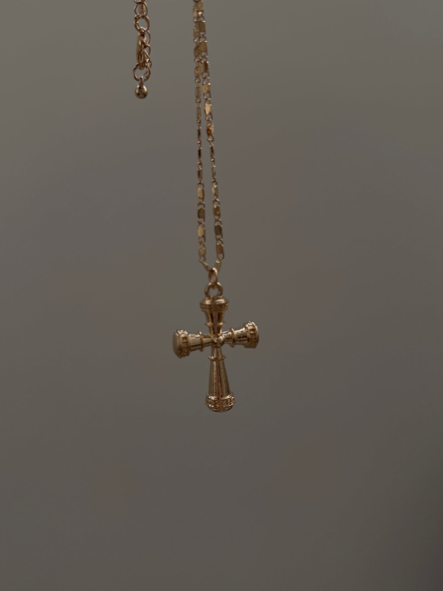 The Queen of Cross Necklace Set
