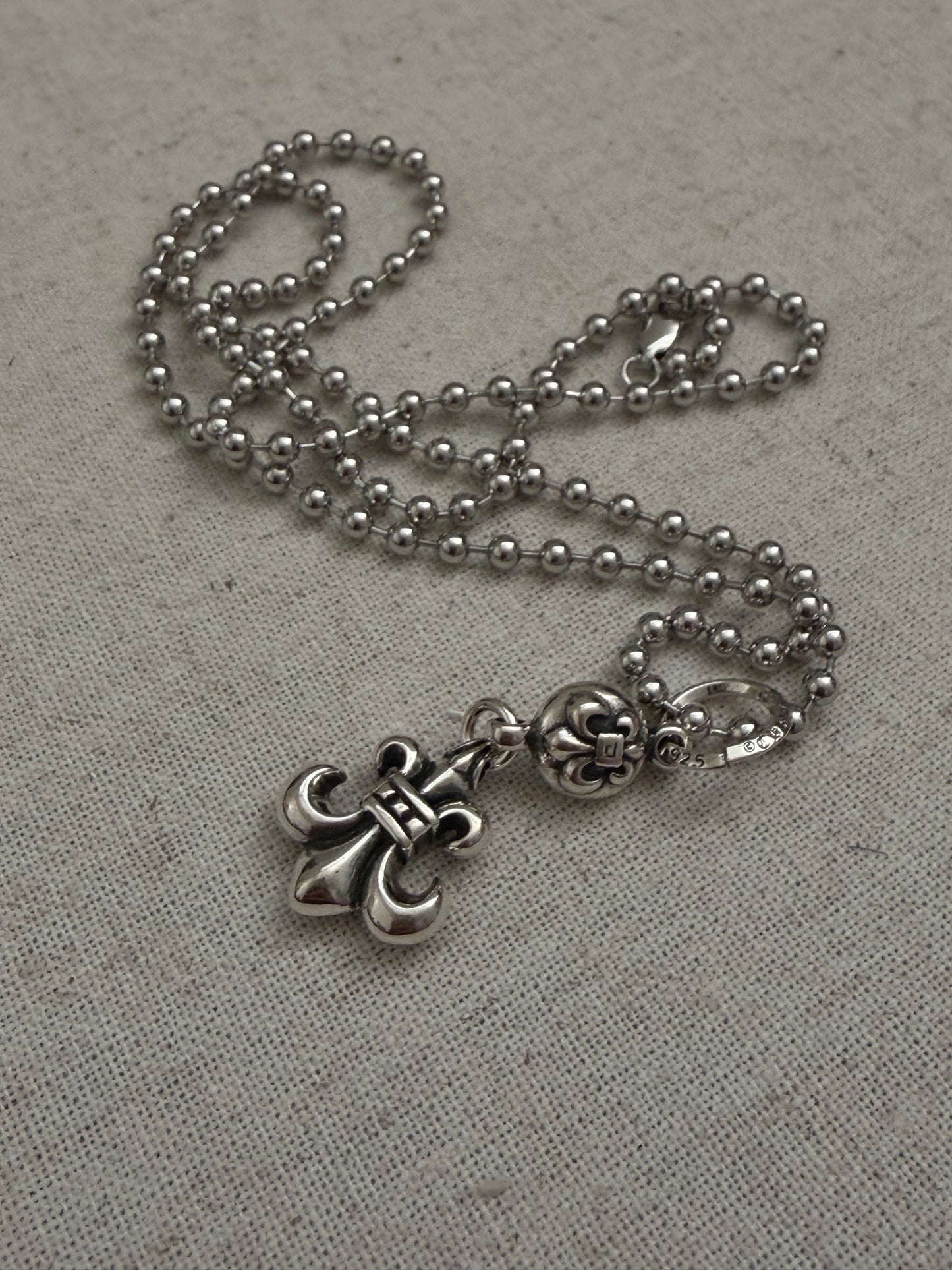 The Iron Fleur Necklace
