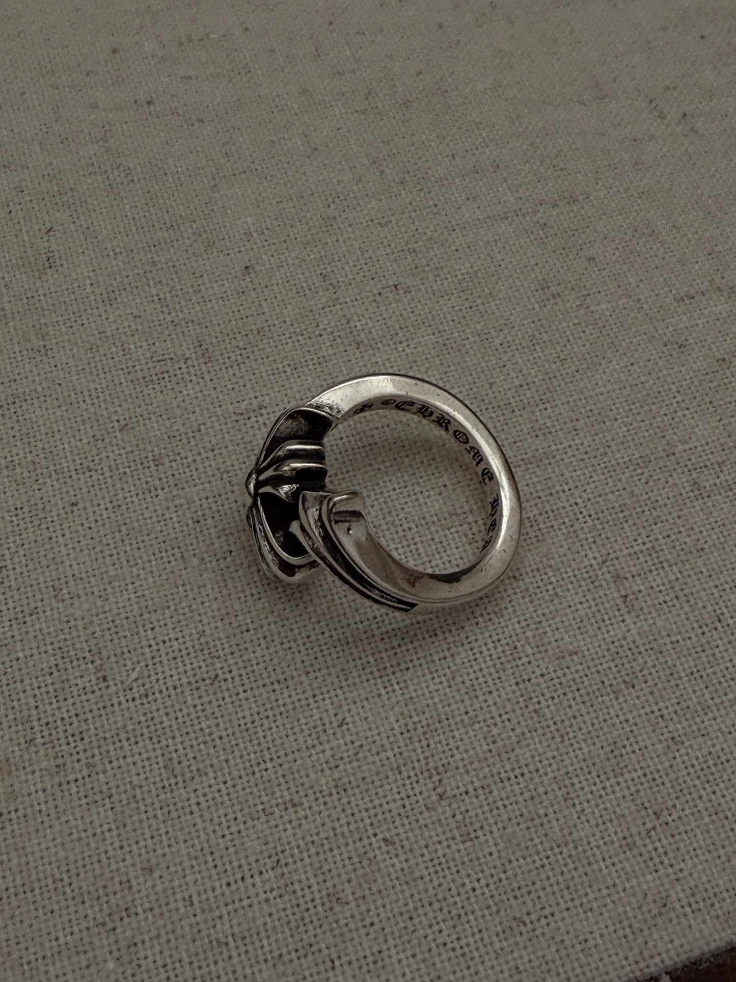 The Gothic Fleur Ring
