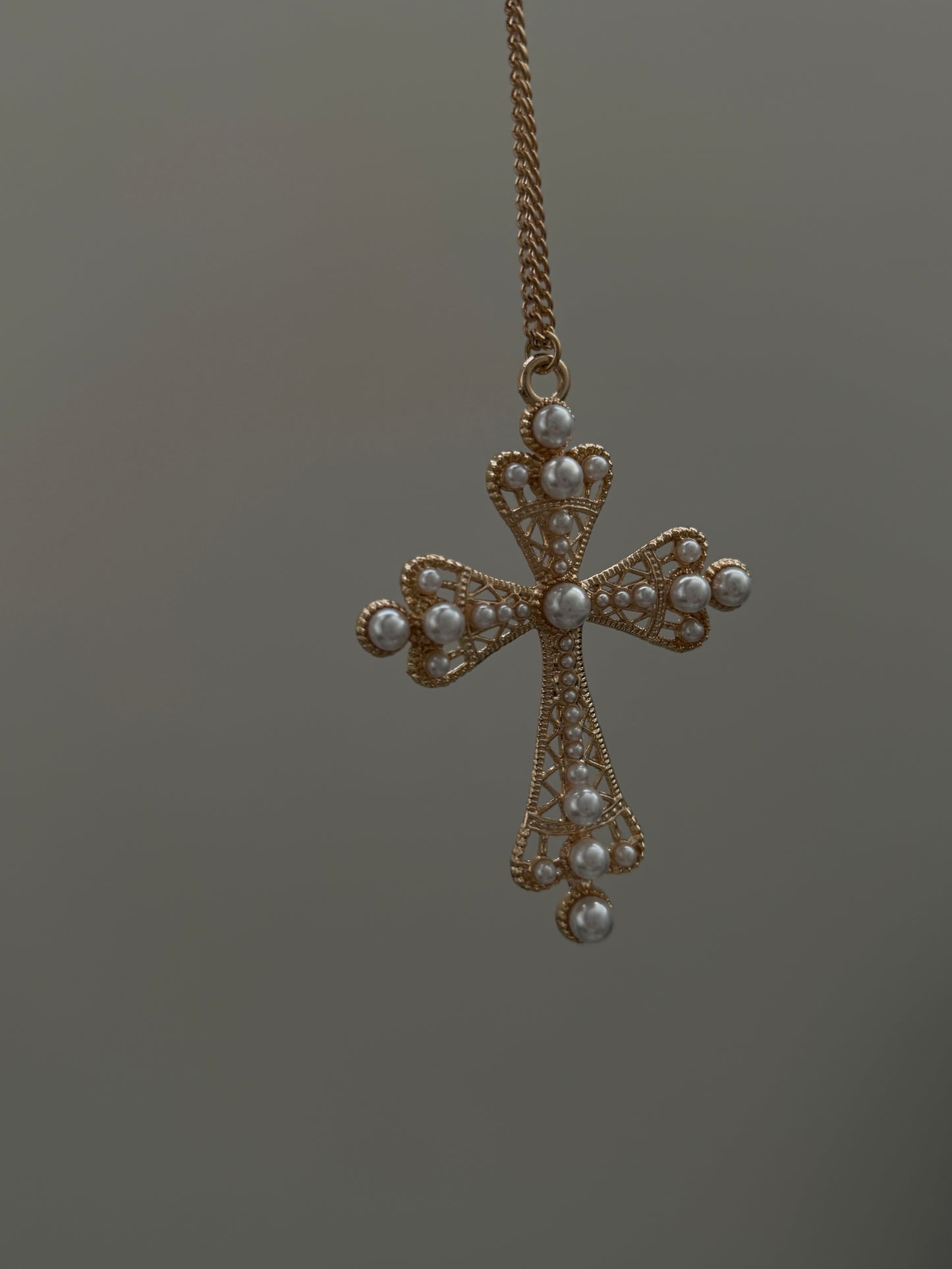 The Queen of Cross Necklace Set
