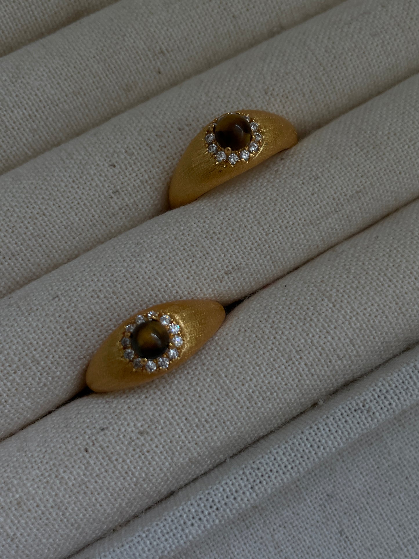 The Brown Gem Ring(Sold Out)