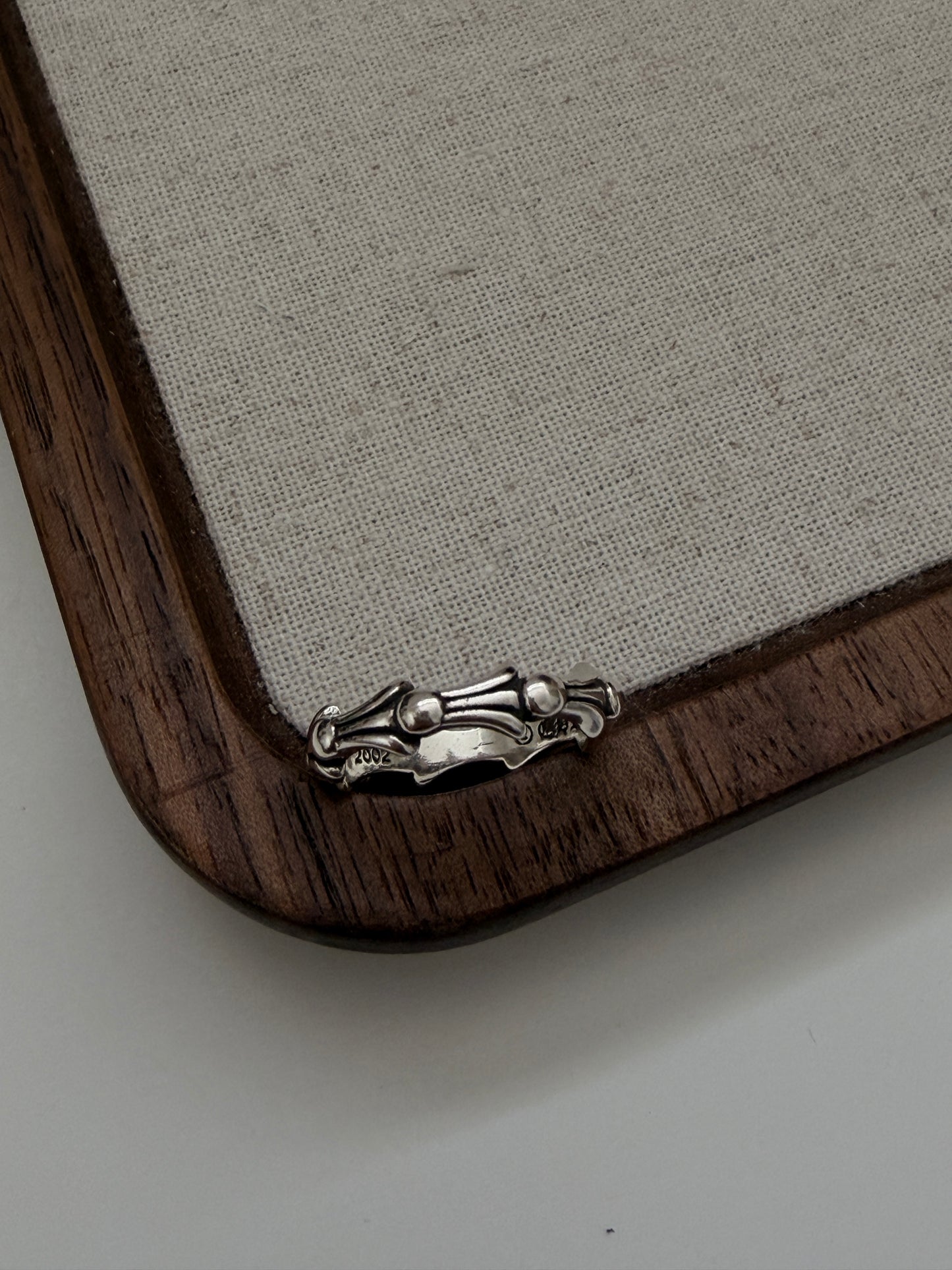 The Bone Link Ring