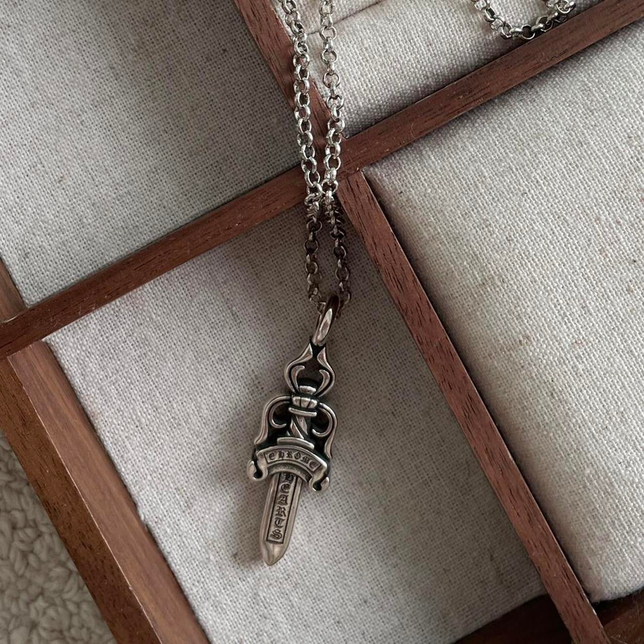 The Veil of Blade Necklace(Sold Out)