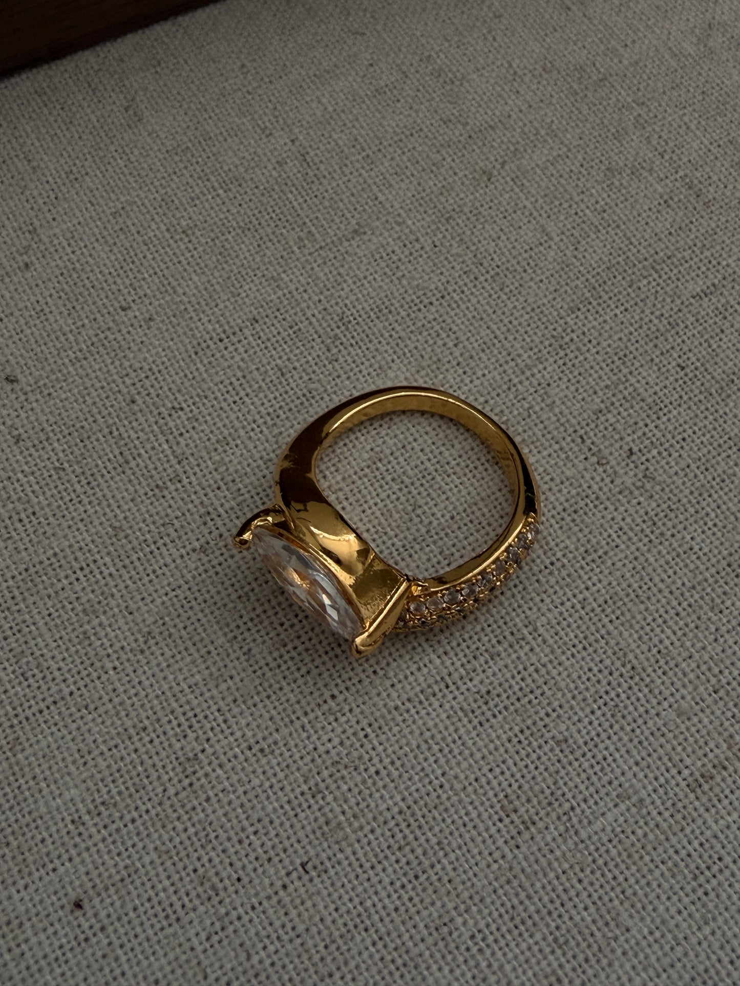 The Halo Curve Ring