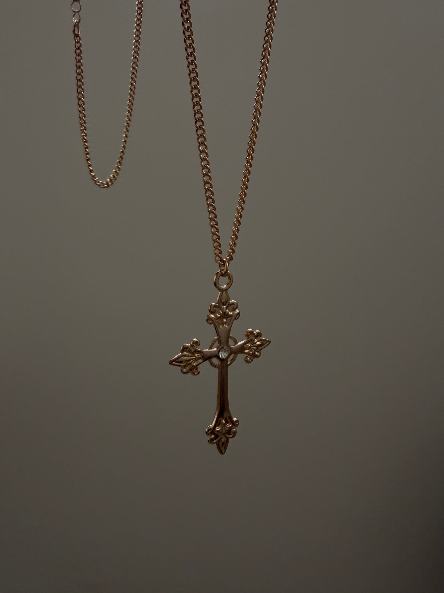 The Queen of Cross Necklace Set