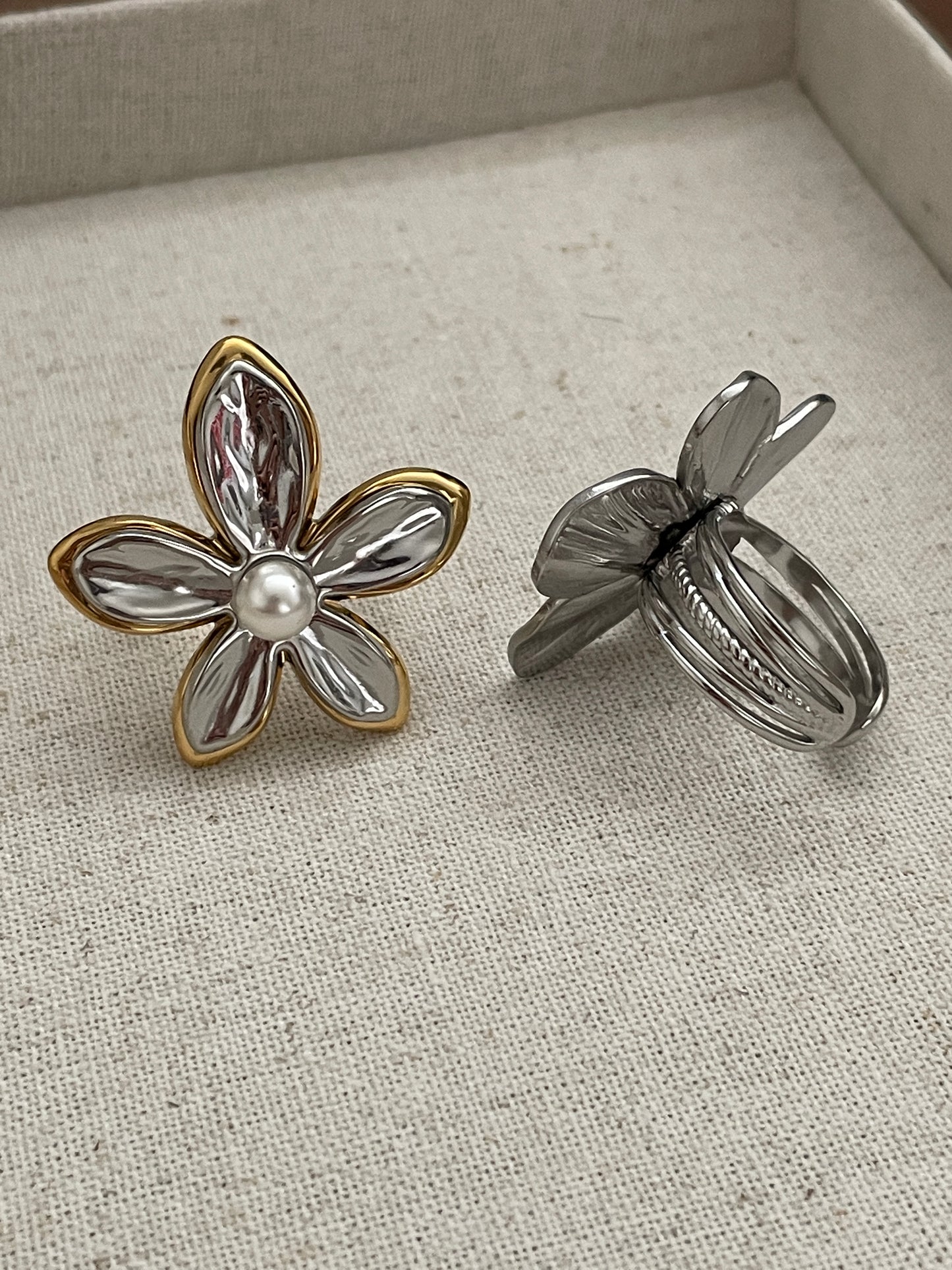The Graces Ring Set