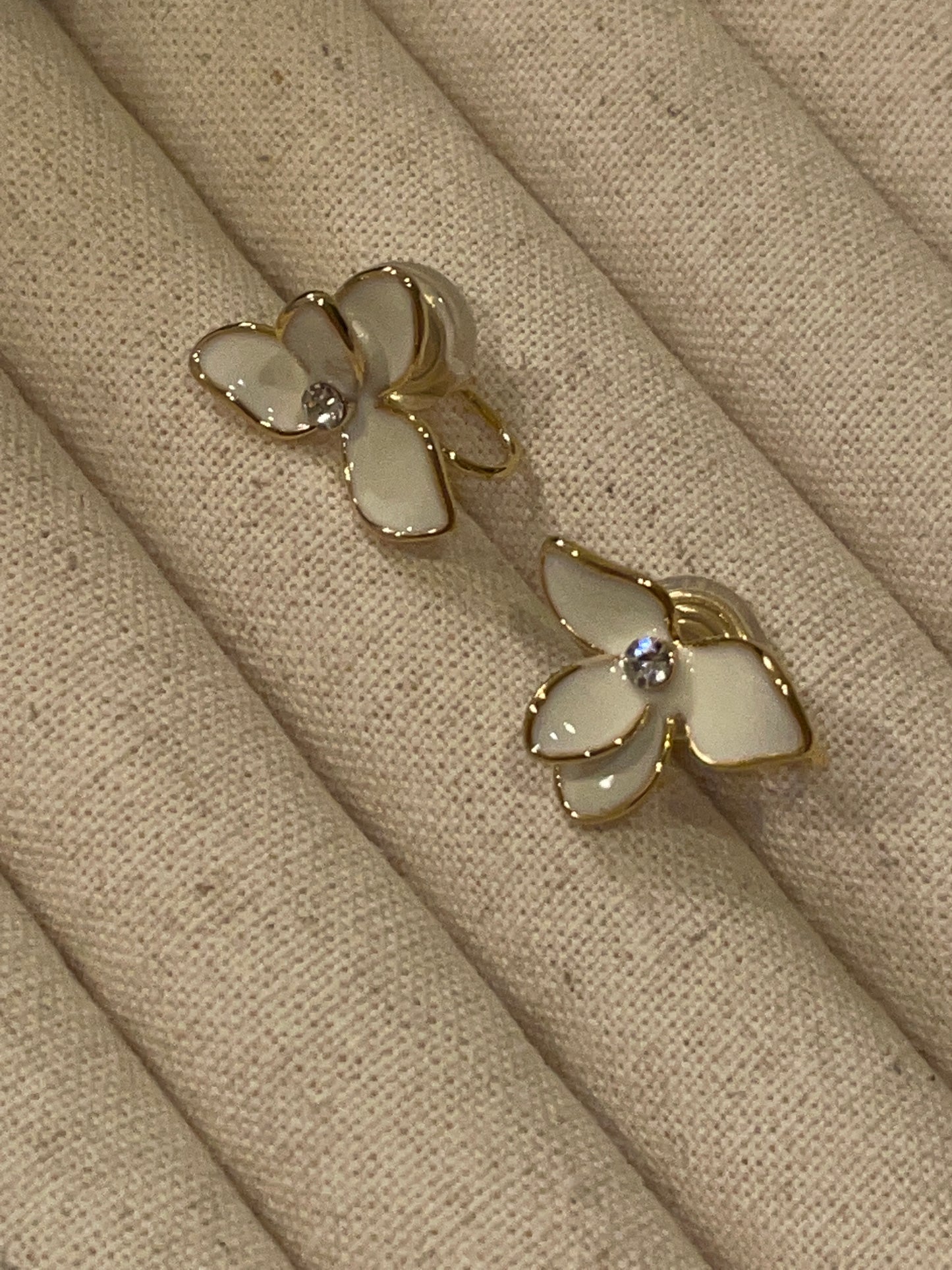 The Jasmine Ear Clip(Sold Out)